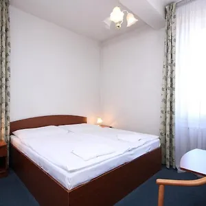 Hotel Legie