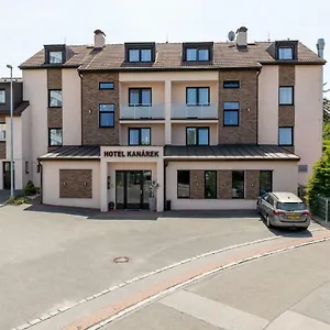 Otel Kanarek